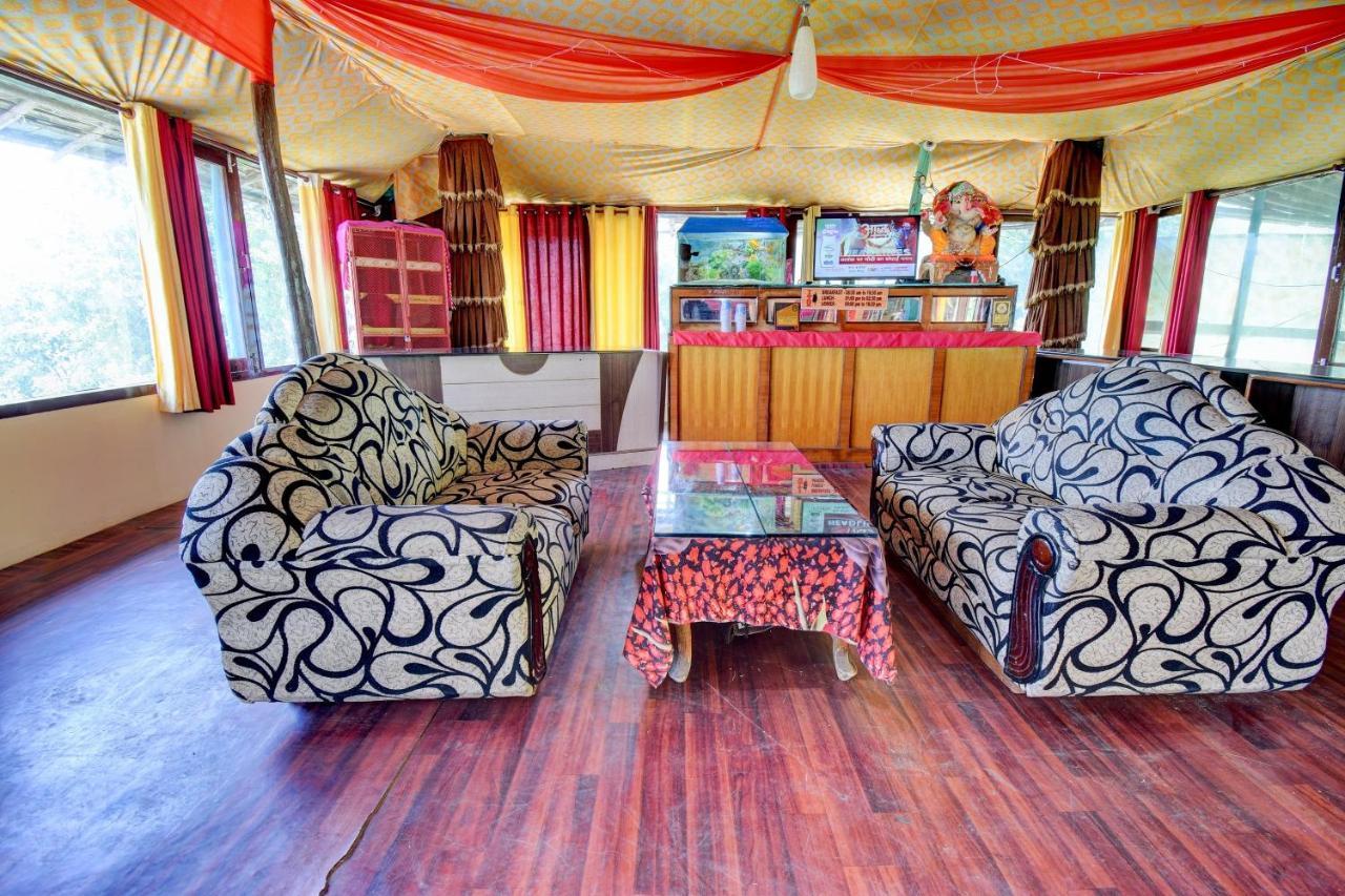 Oyo 43476 Vatika Resort Shimla Zewnętrze zdjęcie