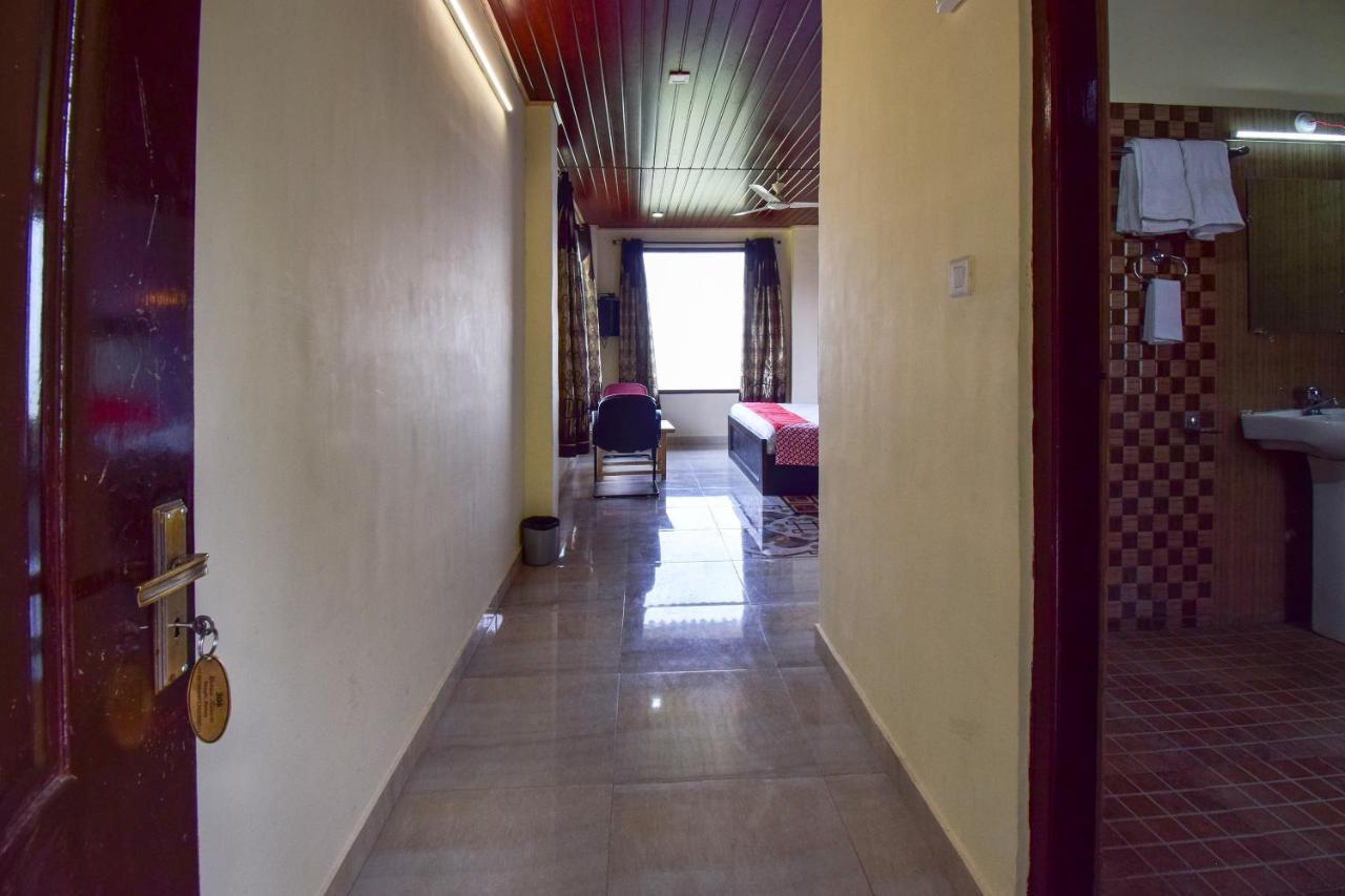 Oyo 43476 Vatika Resort Shimla Zewnętrze zdjęcie